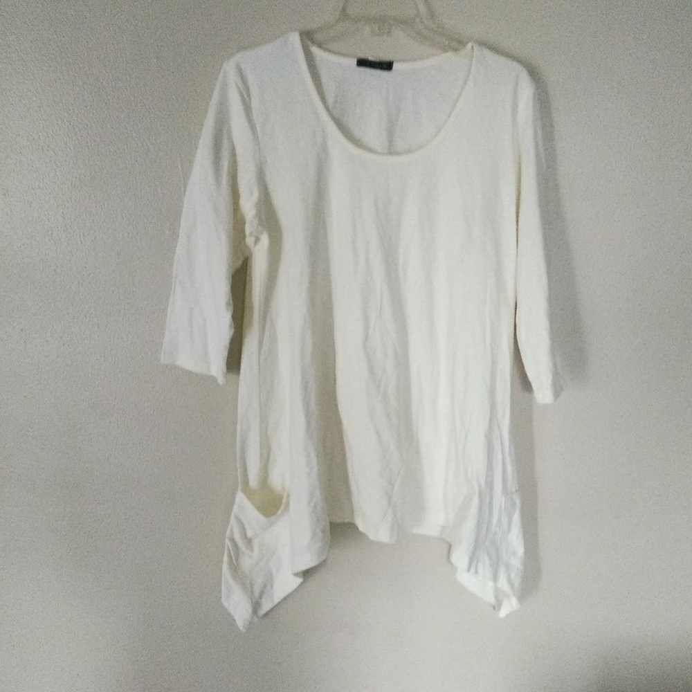 Venus  Blouse Sz Med Cream